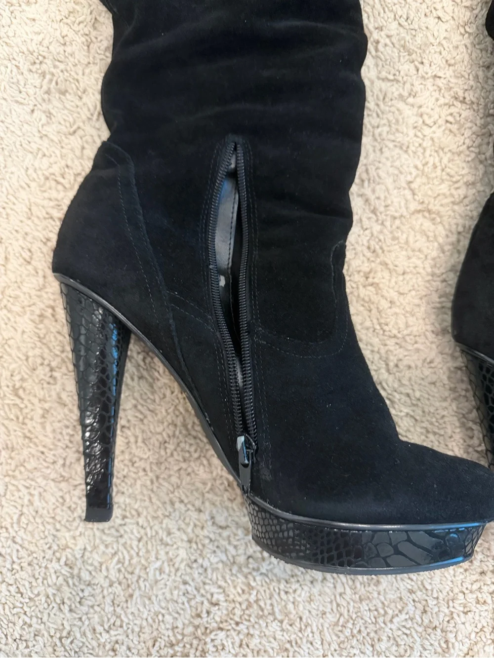 Bakers Black Suede Over-the-Knee Platform Stiletto Boots Size 10